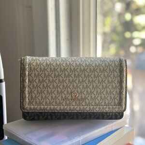 Michael Kors Beige and Black Women's Bag